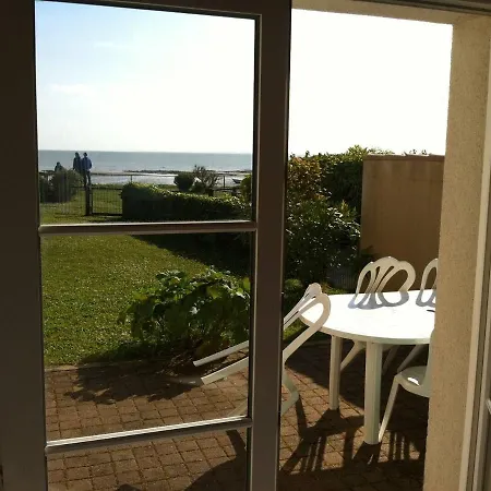 Maison Face A La * La Flotte