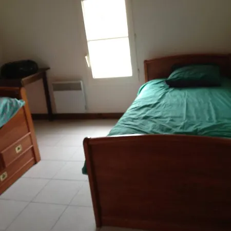 Maison Face A La La Flotte